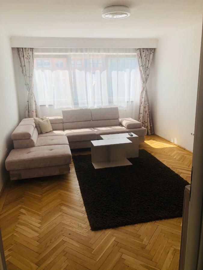 Holiday Apartment Sibiu Luaran gambar